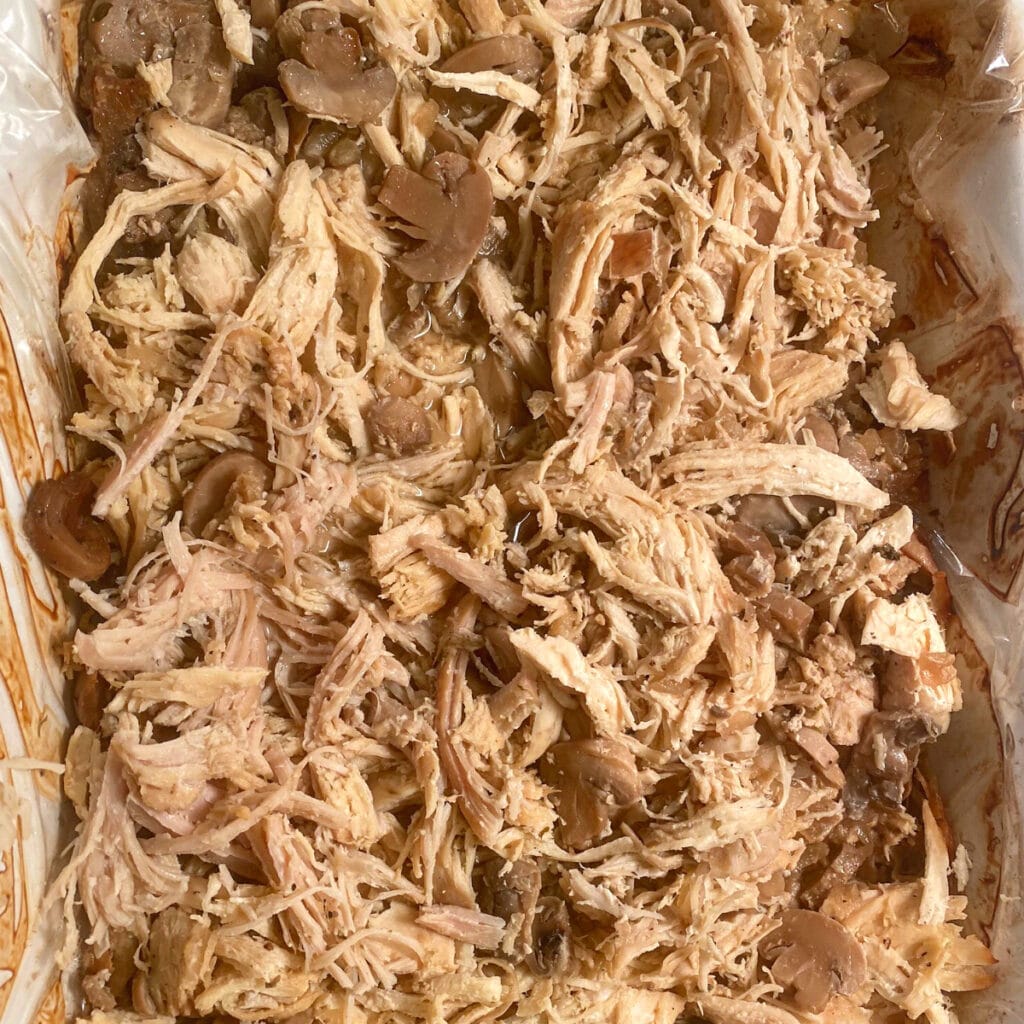 chicken mushrooms and onion in slow cooker
