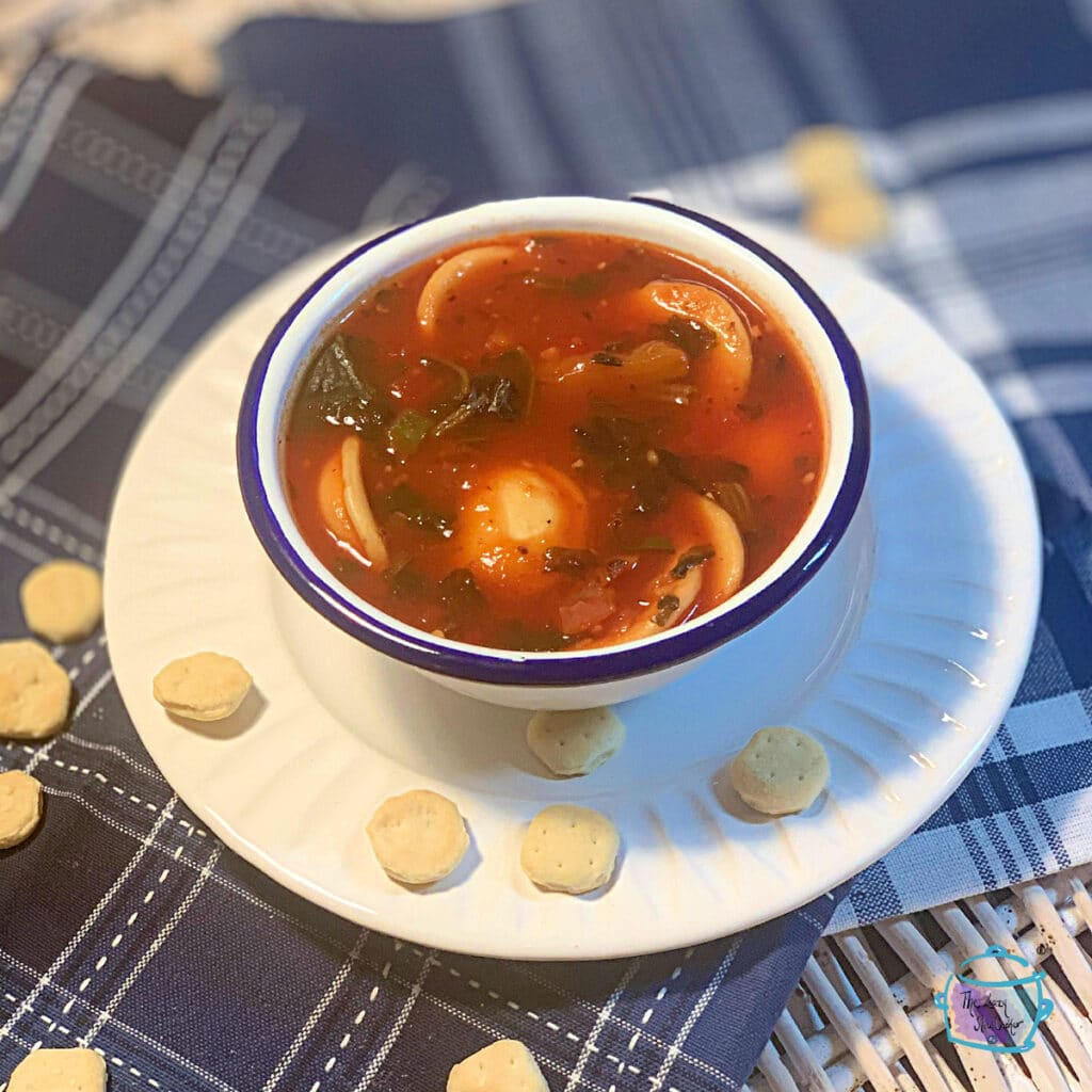 Side view of soup with oyster crackers
