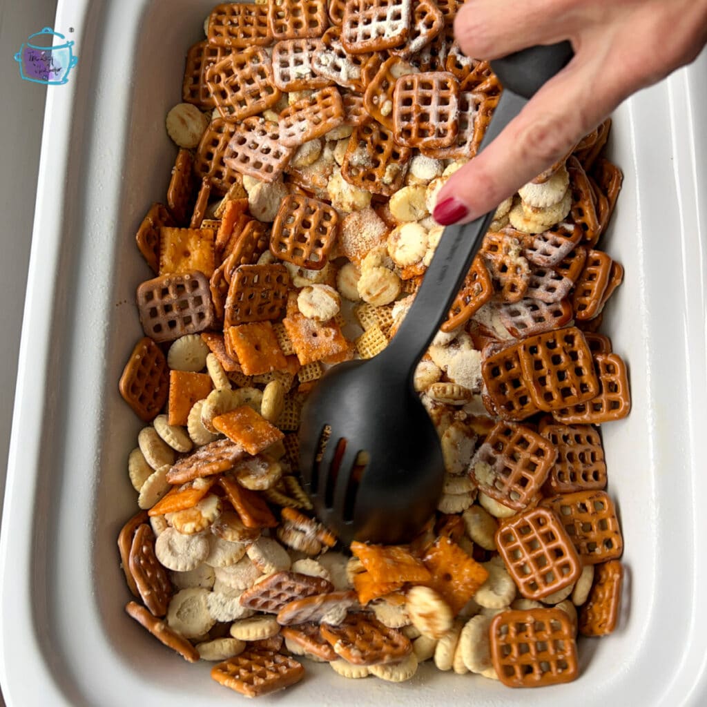 Storing together all ingredients in slow cooker