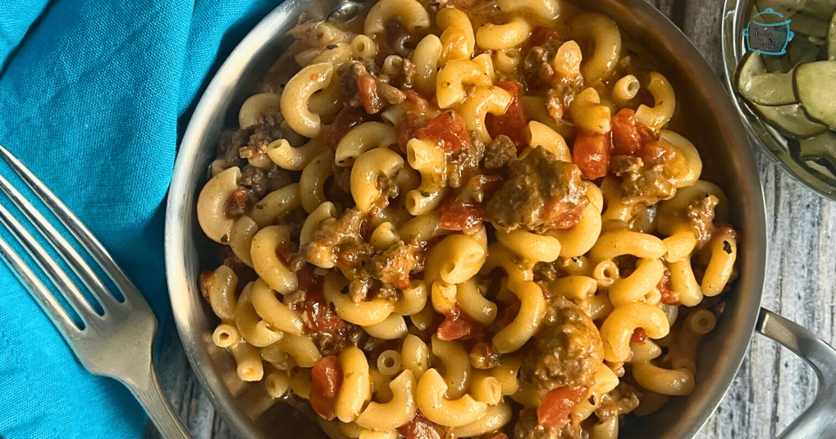 Slow Cooker Beefy Mac And Cheese