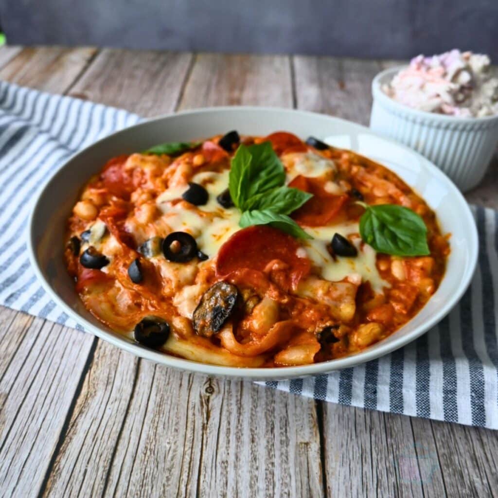 A bowl of pizza beans ready to be eaten