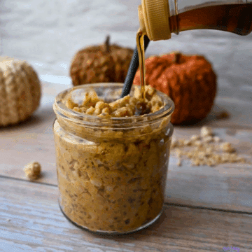 pumpkin pie overnight oats in a glass jar