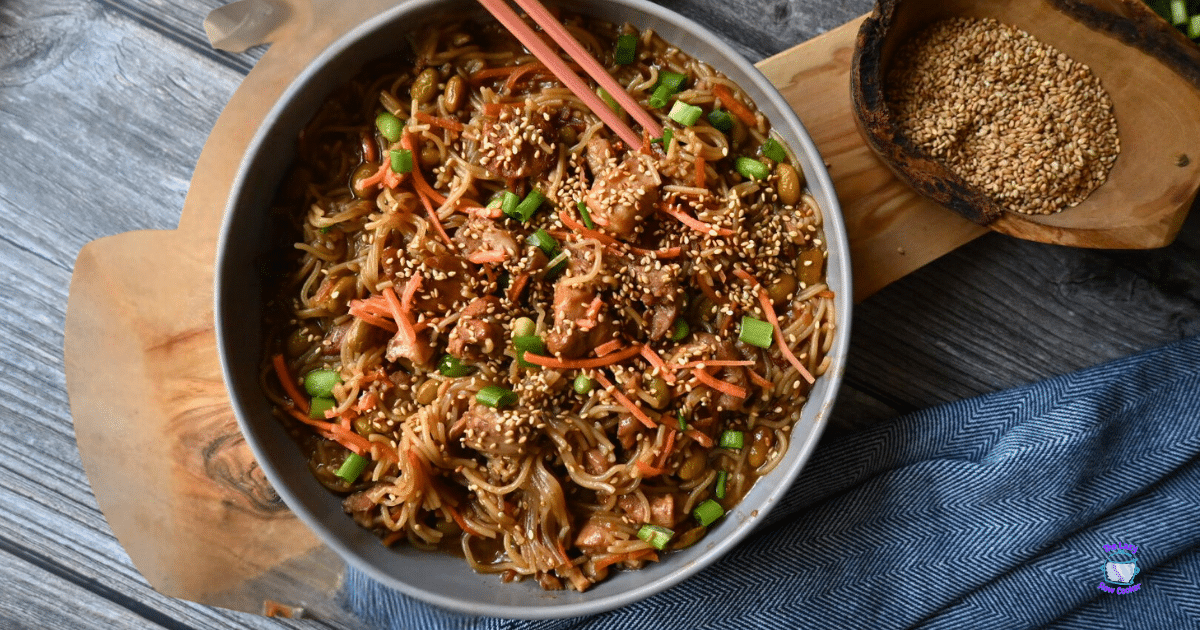 Slow Cooker Sesame Chicken and Noodles